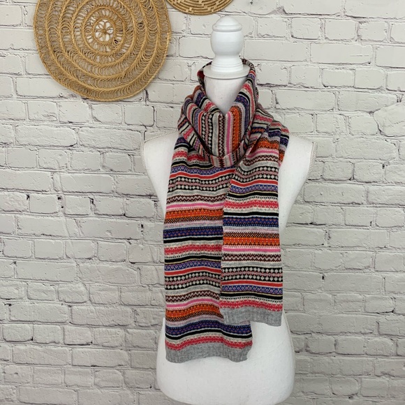 GAP Accessories - NWT Gap colorful boho knit scarf